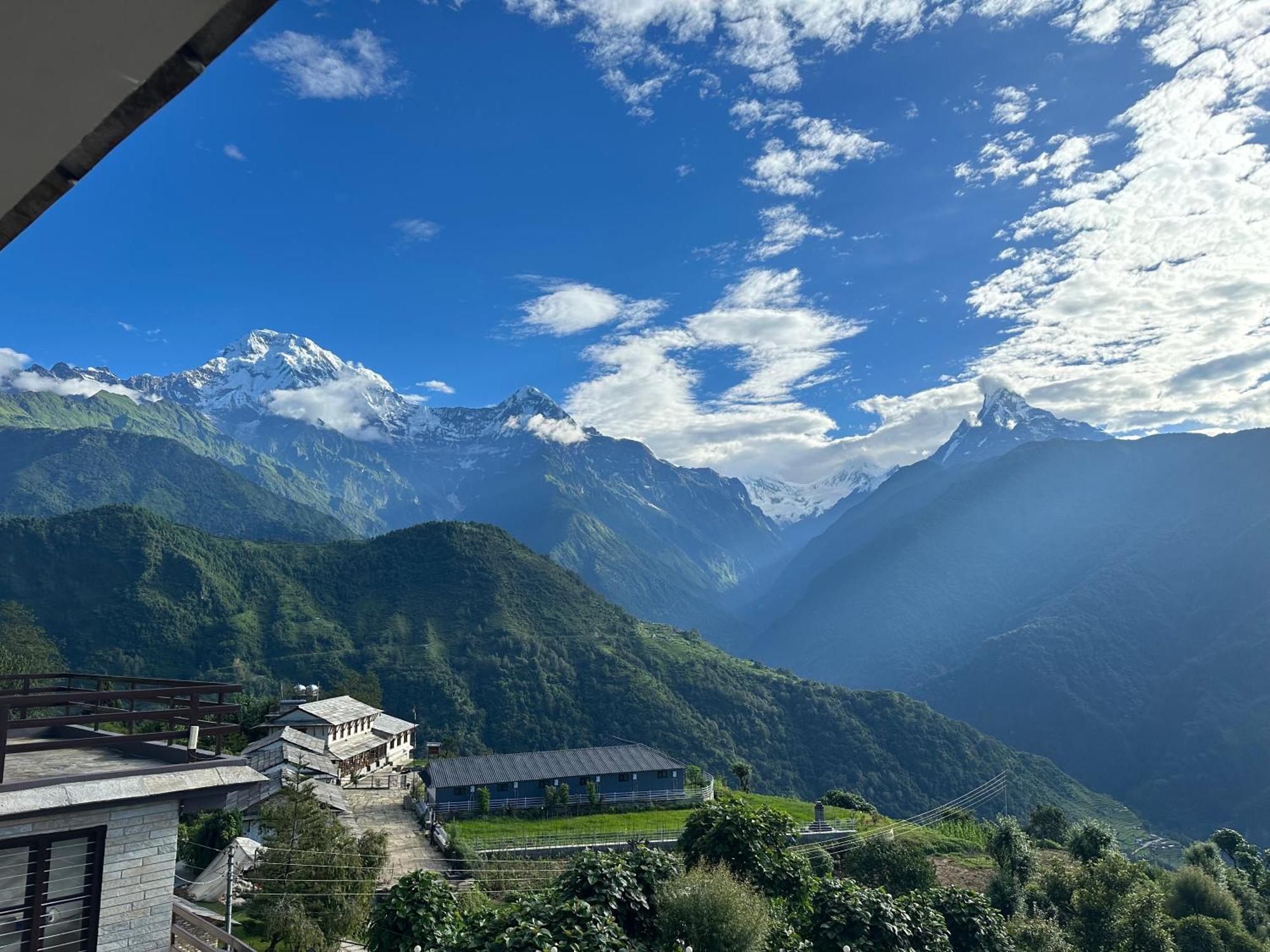 Hill Top Lodge Ghandruk Astam Экстерьер фото